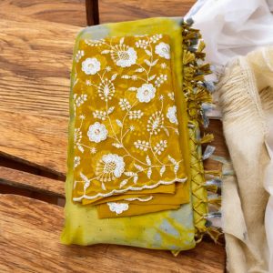 Georgette Saree (With Embroidery Blouse)